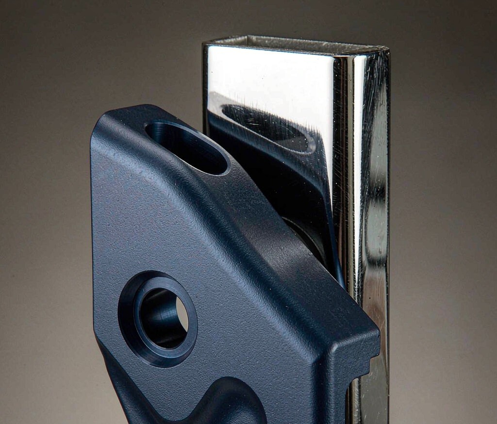 Anodizing vs Electroplating: Choosing the Right Metal Finish - Huaxiao precision manufacturing