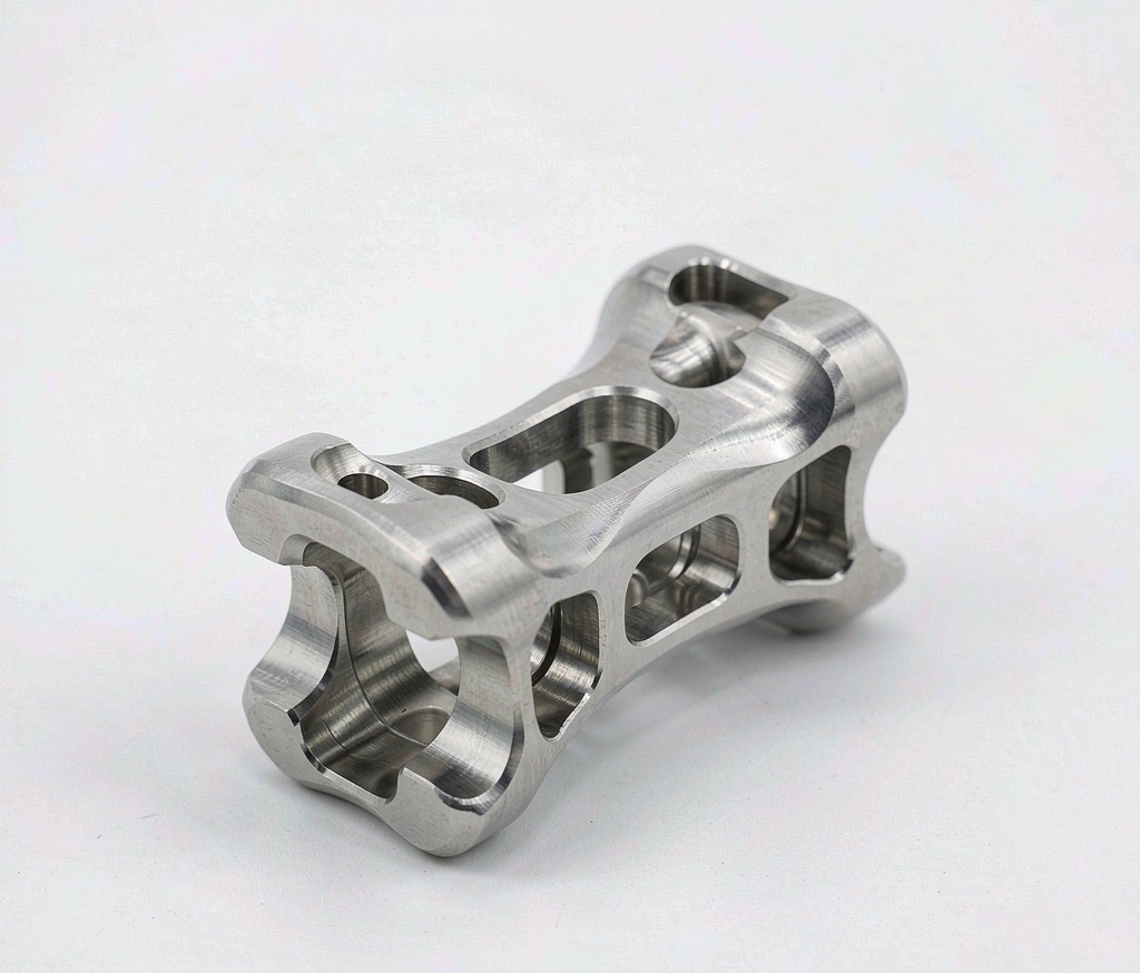 Grade 23 Titanium (Ti-6Al-4V ELI) Machining for Medical Implants - Huaxiao precision manufacturing