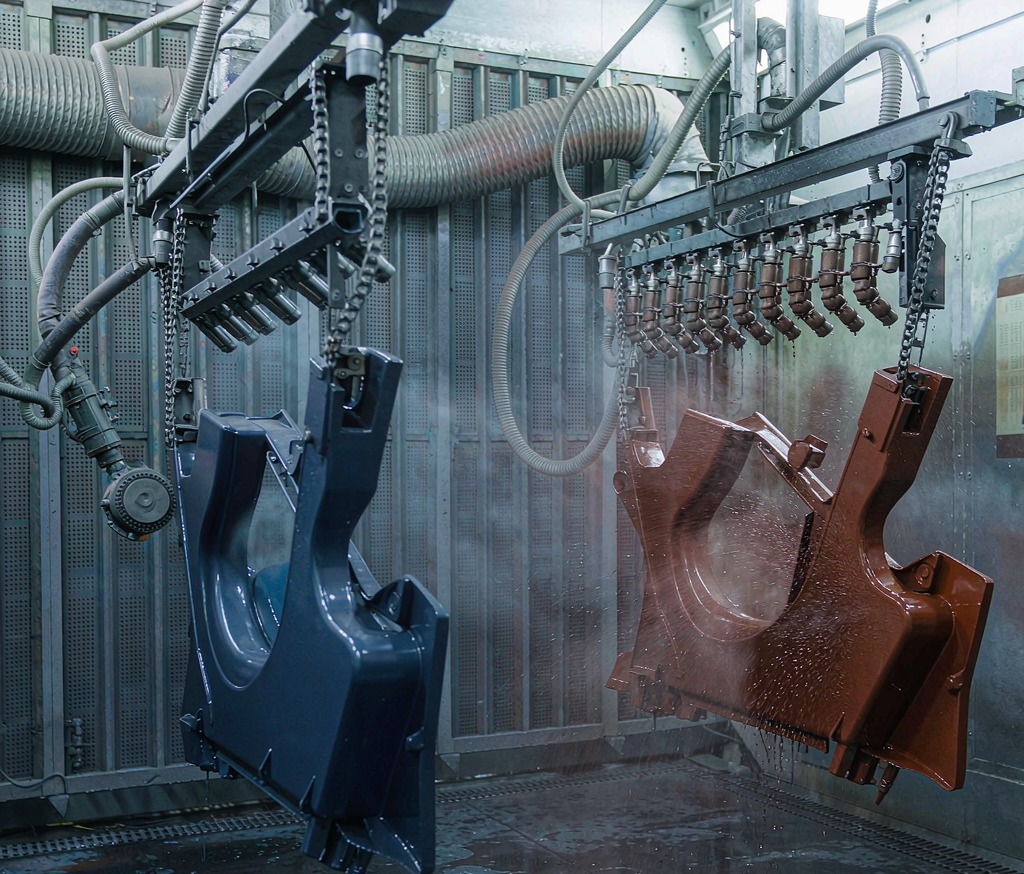 Powder Coating vs Wet Painting: Picking a Durable Metal Finish - Huaxiao precision manufacturing