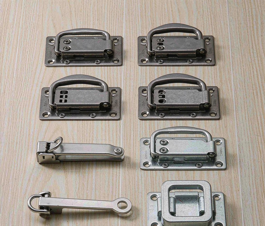 Custom Metal Latches: Types, Materials & Manufacturing Guide - Huaxiao precision manufacturing