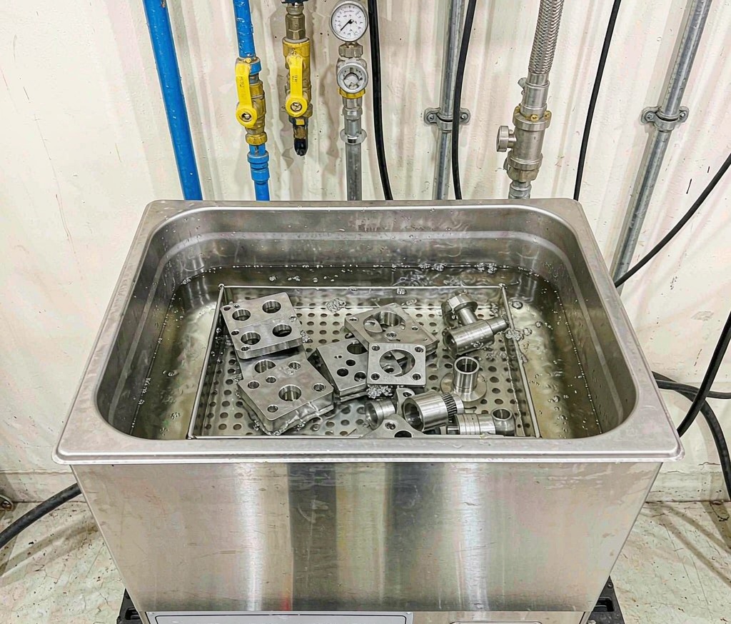 Metal Parts Cleaning and Degreasing Before Finishing detail